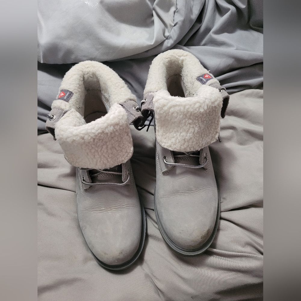 Timberland Gray Shearling-Lined Boots